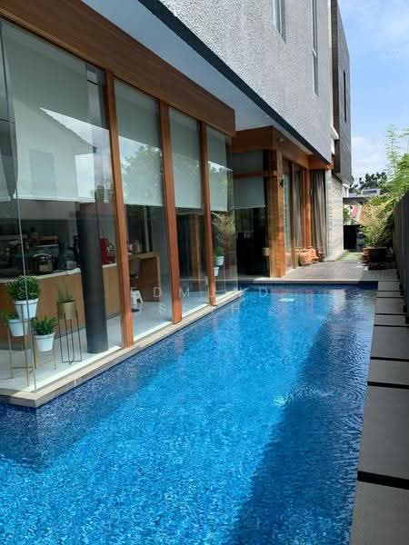 ★ Seletar Hills Estate ★ Luxurious Modern Contemporary Semi-D ★, Seletar Hills Estate, Seletar / Yio Chu Kang, 6 Bedrooms, 7,858 sqft, Semi-Detached House For Sale, by Edmund Seah, 500213349 - Exterior - PropertyGuru.com.sg
