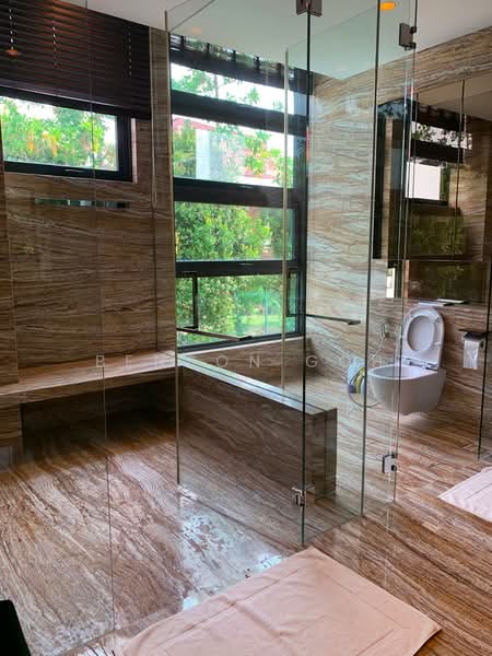 ★ Seletar Hills Estate ★ Luxurious Modern Contemporary Semi-D ★, Seletar Hills Estate, 6 Bedrooms, 7,858 sqft, Semi-Detached House For Sale, by Benson Goh, 500213353 - Bathroom - PropertyGuru.com.sg