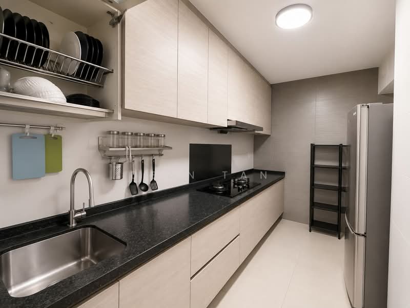 808B Choa Chu Kang Avenue 1, 808B Choa Chu Kang Avenue 1, 3 Bedrooms, 990 sqft, HDB Flat For Sale, by Dean Tan, 500213357 - Kitchen - PropertyGuru.com.sg