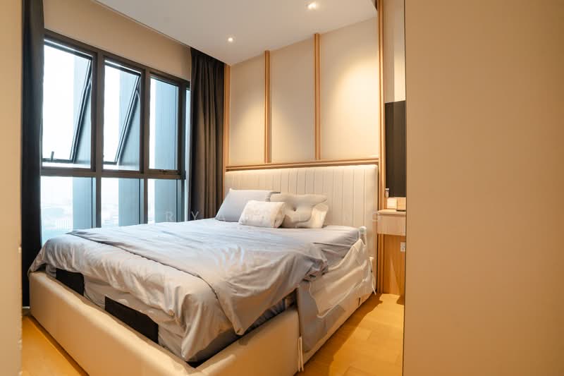 Midwood, 8 Hillview Rise, 4 Bedrooms, 1,258 sqft, Condominium For Sale, by Ryan Heng, 500213361 - Bedroom - PropertyGuru.com.sg