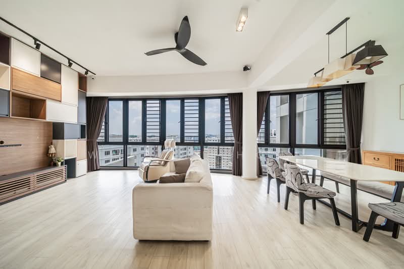 Seasons Park, 491 Yio Chu Kang Road, 4 Bedrooms, 1,539 sqft, Condominium For Sale, by Wang ZhiHong, 500213385 - Living Room - PropertyGuru.com.sg