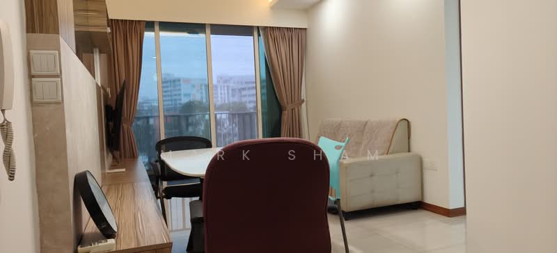 1 Canberra, 13 Canberra Drive, 2 Bedrooms, 680 sqft, Executive Condominium For Rent, by Mark Sham, 500213389 - Living Room - PropertyGuru.com.sg