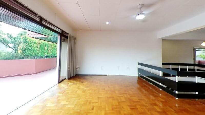 Holland Grove, 3 Holland Grove View, Tanglin / Holland / Bukit Timah, 5 Bedrooms, 5,000 sqft, Detached House For Sale, by Leslie Tay, 500213395 - Balcony - PropertyGuru.com.sg