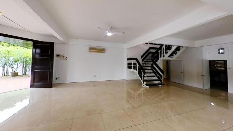 Holland Grove, 3 Holland Grove View, Tanglin / Holland / Bukit Timah, 5 Bedrooms, 5,000 sqft, Detached House For Sale, by Leslie Tay, 500213395 - Living Room - PropertyGuru.com.sg
