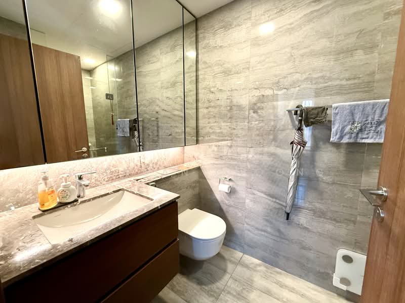 Fourth Avenue Residences, 12 Fourth Avenue, 2 Bedrooms, 721 sqft, Condominium For Sale, by Brendan Choong, 500213404 - Bathroom - PropertyGuru.com.sg