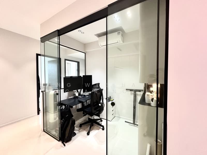 Lake Life, 6 Tao Ching Road, 3 Bedrooms, 1,119 sqft, Executive Condominium For Sale, by Eng Wee Han, Clarence, 500213413 - Study - PropertyGuru.com.sg