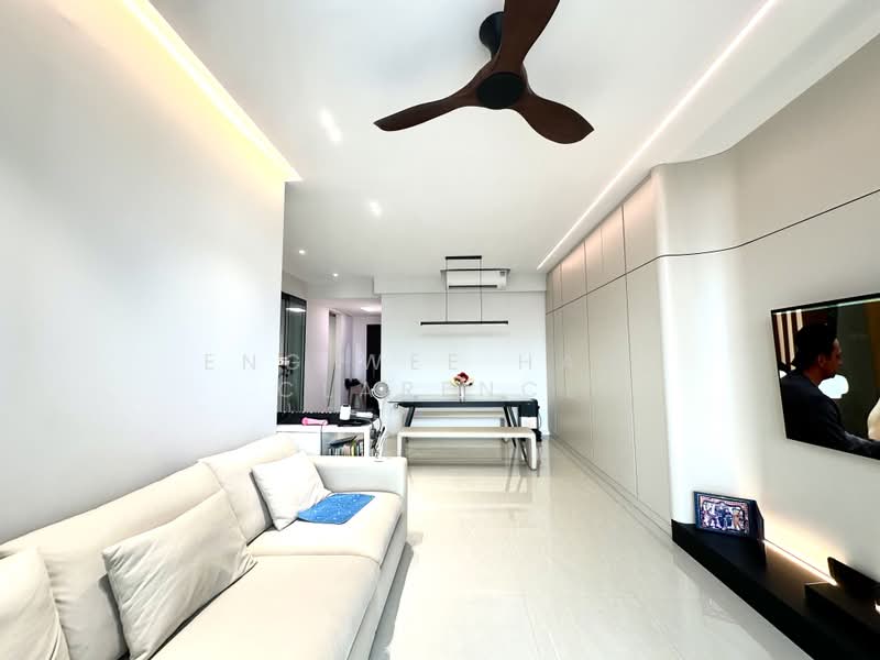 Lake Life, 6 Tao Ching Road, 3 Bedrooms, 1,119 sqft, Executive Condominium For Sale, by Eng Wee Han, Clarence, 500213413 - Living Room - PropertyGuru.com.sg