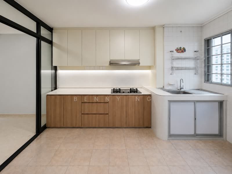 145 Bishan Street 11, 145 Bishan Street 11, 3 Bedrooms, 904 sqft, HDB Flat For Rent, by Benny Ng, 500213415 - Kitchen - PropertyGuru.com.sg