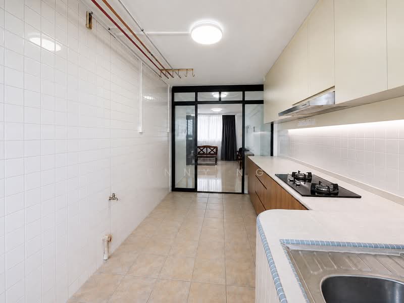 145 Bishan Street 11, 145 Bishan Street 11, 3 Bedrooms, 904 sqft, HDB Flat For Rent, by Benny Ng, 500213415 - Kitchen - PropertyGuru.com.sg