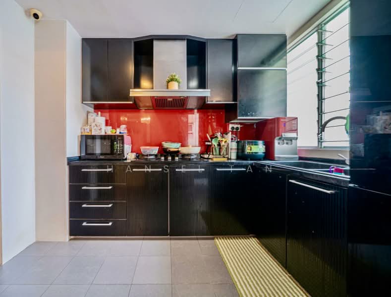 Euphony Gardens, 1 Jalan Mata Ayer, 2 Bedrooms, 1,141 sqft, Condominium For Sale, by Hansel Tan, 500213448 - Kitchen - PropertyGuru.com.sg
