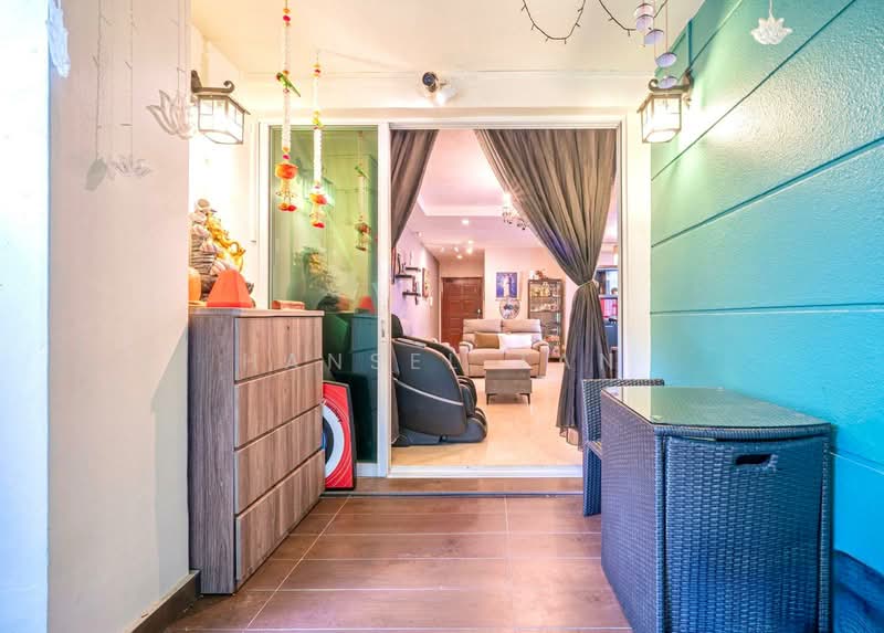 Euphony Gardens, 1 Jalan Mata Ayer, 2 Bedrooms, 1,141 sqft, Condominium For Sale, by Hansel Tan, 500213448 - Living Room - PropertyGuru.com.sg