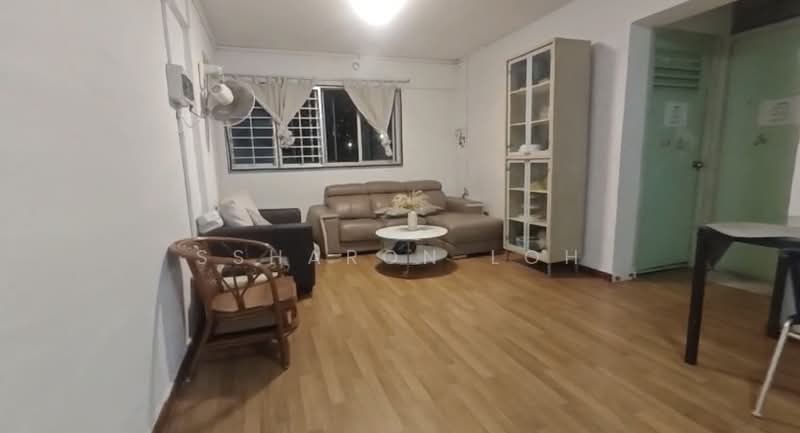 249 Jurong East Street 24, 249 Jurong East Street 24, 2 Bedrooms, 1,011 sqft, HDB Flat For Rent, by Ssharon Loh, 500213476 - Living Room - PropertyGuru.com.sg