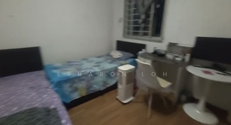 249 Jurong East Street 24, 249 Jurong East Street 24, 2 Bedrooms, 1,011 sqft, HDB Flat For Rent, by Ssharon Loh, 500213476 - Bedroom - PropertyGuru.com.sg