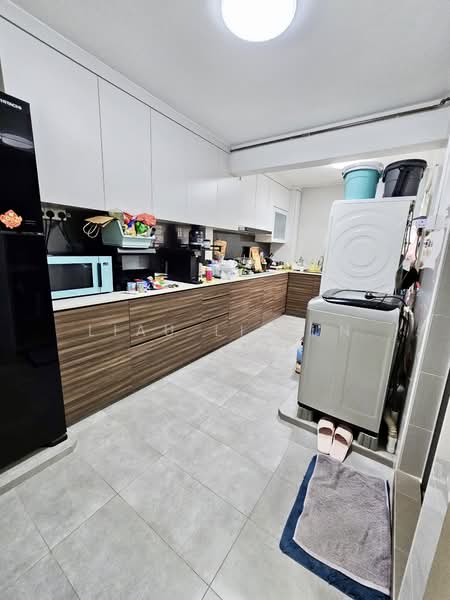 539 Ang Mo Kio Avenue 10, 539 Ang Mo Kio Avenue 10, Room Rental, 170 sqft, HDB Flat For Rent, by Liau Li Jun, 500213479 - Kitchen - PropertyGuru.com.sg