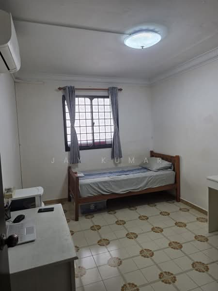 134 Yishun Street 11, 134 Yishun Street 11, 2 Bedrooms, 731 sqft, HDB Flat For Sale, by Jay Kumar, 500213480 - Bedroom - PropertyGuru.com.sg