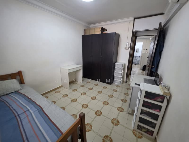 134 Yishun Street 11, 134 Yishun Street 11, 2 Bedrooms, 731 sqft, HDB Flat For Sale, by Jay Kumar, 500213480 - Bedroom - PropertyGuru.com.sg