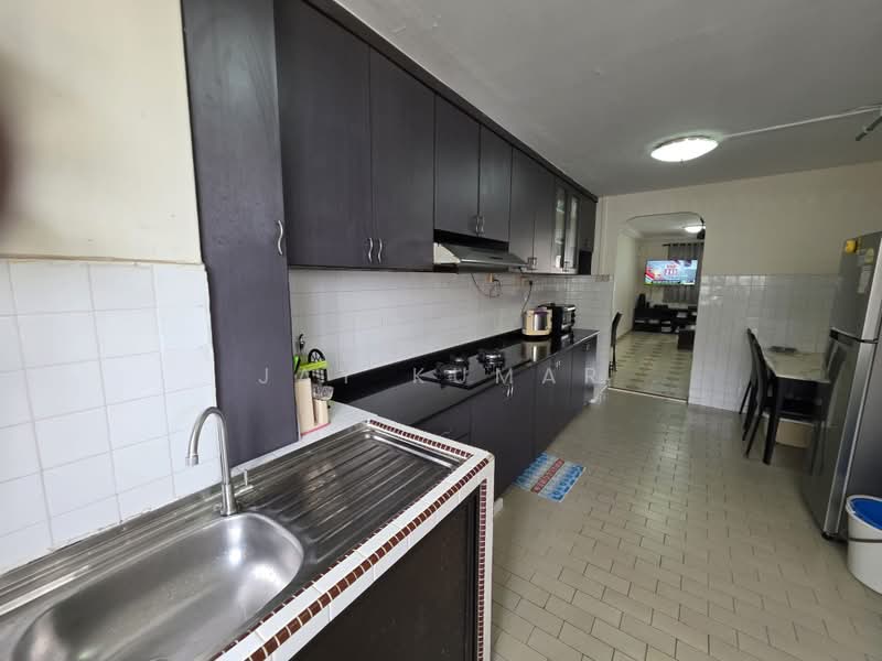 134 Yishun Street 11, 134 Yishun Street 11, 2 Bedrooms, 731 sqft, HDB Flat For Sale, by Jay Kumar, 500213480 - Kitchen - PropertyGuru.com.sg