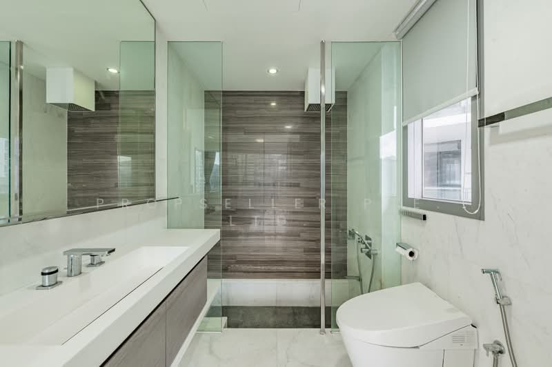 Silversea, 50 Marine Parade Road, 2 Bedrooms, 1,066 sqft, Condominium For Sale, by JOHN YEO, 500213490 - Bathroom - PropertyGuru.com.sg
