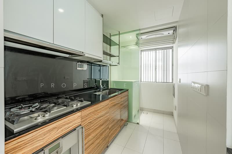 Silversea, 50 Marine Parade Road, 2 Bedrooms, 1,066 sqft, Condominium For Sale, by JOHN YEO, 500213490 - Kitchen - PropertyGuru.com.sg