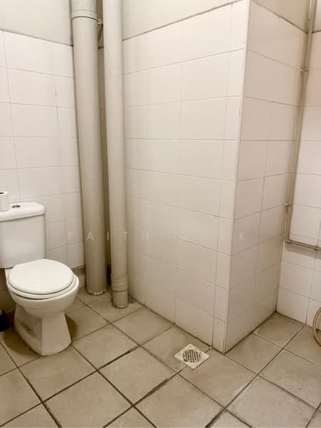 Wcega Tower, 21 Bukit Batok Crescent, 958 sqft, Light Industrial (B1) For Rent, by Faith Quek, 500213511 - CommercialGuru.com.sg