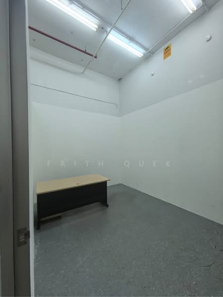 Unity Centre, 51 Bukit Batok Crescent, 1,561 sqft, Light Industrial (B1) For Sale, by Faith Quek, 500213512 - CommercialGuru.com.sg