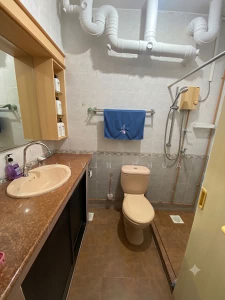 201C Compassvale Drive, 201C Compassvale Drive, 3 Bedrooms, 968 sqft, HDB Flat For Sale, by Malvin Chua, 500213513 - Master Bathroom - PropertyGuru.com.sg