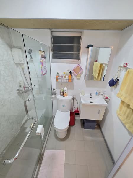 9 Joo Seng Road, 9 Joo Seng Road, 3 Bedrooms, 1,001 sqft, HDB Flat For Sale, by Wilson Neo, 500213535 - Bathroom - PropertyGuru.com.sg