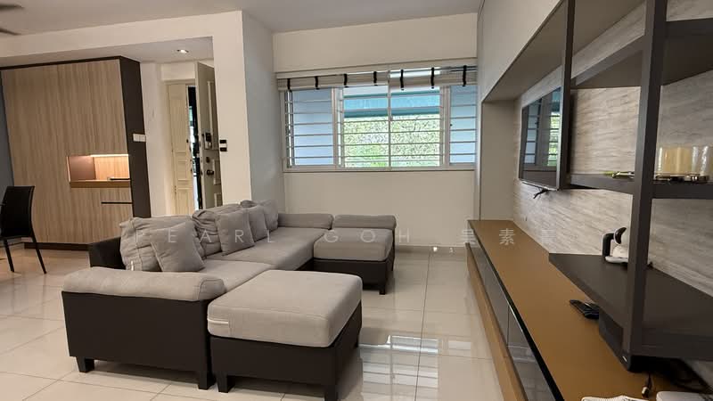 256 Simei Street 1, 256 Simei Street 1, 3 Bedrooms, 1,087 sqft, HDB Flat For Rent, by Pearl Goh 吴素菁, 500213537 - Living Room - PropertyGuru.com.sg
