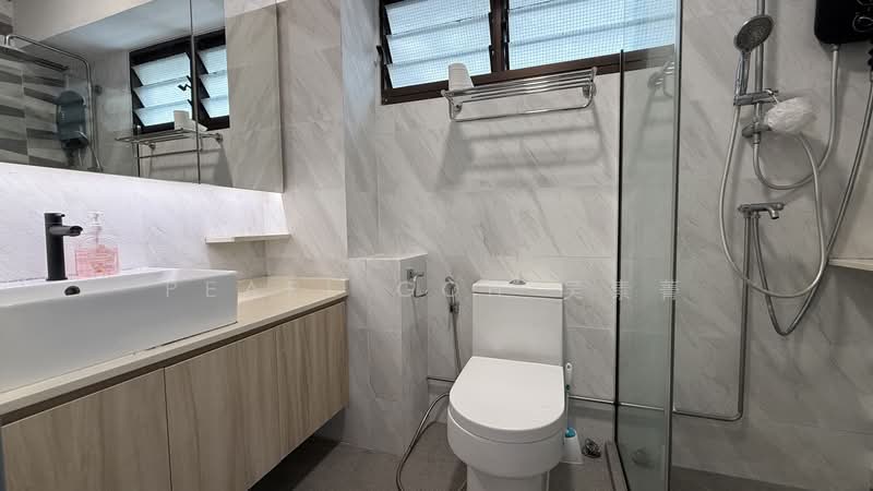 256 Simei Street 1, 256 Simei Street 1, 3 Bedrooms, 1,087 sqft, HDB Flat For Rent, by Pearl Goh 吴素菁, 500213537 - Bathroom - PropertyGuru.com.sg