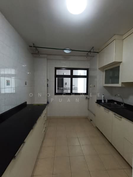 108C Mcnair Road, 108C Mcnair Road, 3 Bedrooms, 926 sqft, HDB Flat For Sale, by Ong Chwee Puan, 500213538 - Kitchen - PropertyGuru.com.sg