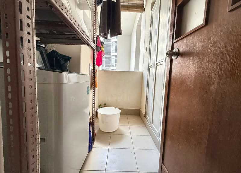 River Place, 60 Havelock Road, 3 Bedrooms, 1,302 sqft, Condominium For Sale, by Rachel Xu, 500213602 - Balcony - PropertyGuru.com.sg