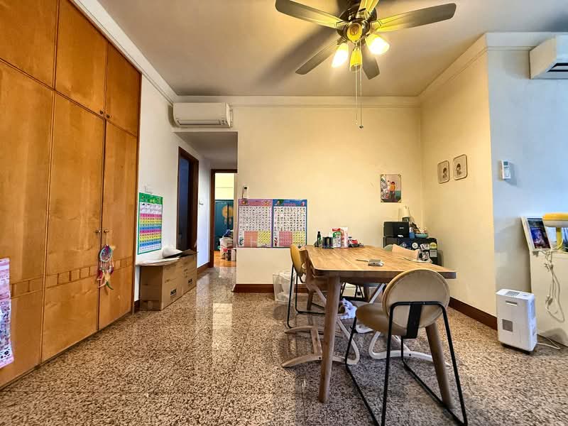 River Place, 60 Havelock Road, 3 Bedrooms, 1,302 sqft, Condominium For Sale, by Rachel Xu, 500213602 - Living Room - PropertyGuru.com.sg