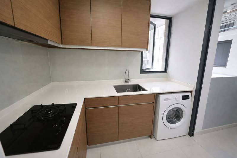 Coco Palms, 25 Pasir Ris Grove, 3 Bedrooms, 904 sqft, Condominium For Sale, by Alvin Chua, 500213607 - Kitchen - PropertyGuru.com.sg