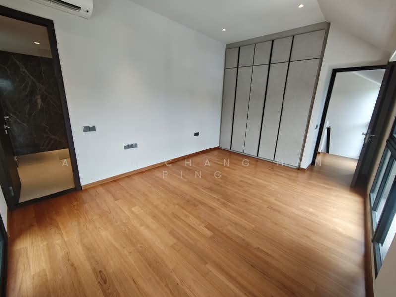 Freehold Semi Detached in Bukit Timah, Greenbank Park Binjai Park Binjai Crest Binjai Rise, Clementi Park / Upper Bukit Timah, 5 Bedrooms, 5,436 sqft, Semi-Detached House For Sale, by Alvin Chang Han Ping, 500213613 - Bedroom - PropertyGuru.com.sg