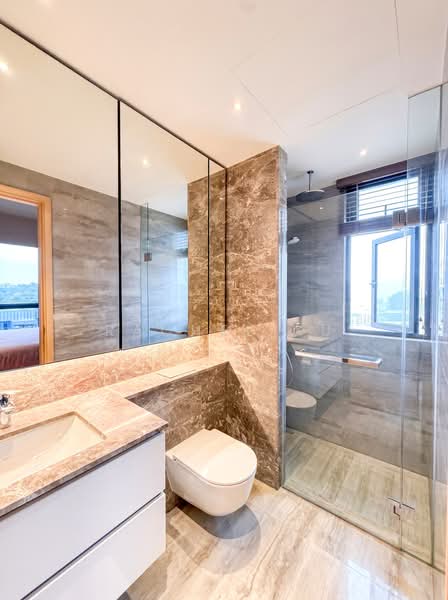 Fourth Avenue Residences, 2 Fourth Avenue, 2 Bedrooms, 721 sqft, Condominium For Sale, by Rachel Xu, 500213615 - Bathroom - PropertyGuru.com.sg