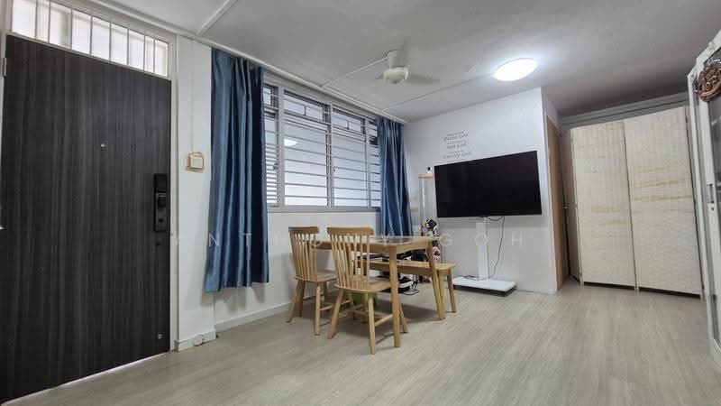 272 Yishun Street 22, 272 Yishun Street 22, Sembawang / Yishun, 3 Bedrooms, 904 sqft, HDB Flat For Sale, by Anthony Goh, 500213620 - Living Room - PropertyGuru.com.sg