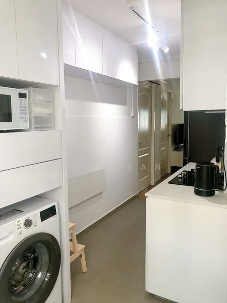 28 Jalan Klinik, 28 Jalan Klinik, Room Rental, 180 sqft, HDB Flat For Rent, by Judy Tan, 500213630 - Kitchen - PropertyGuru.com.sg