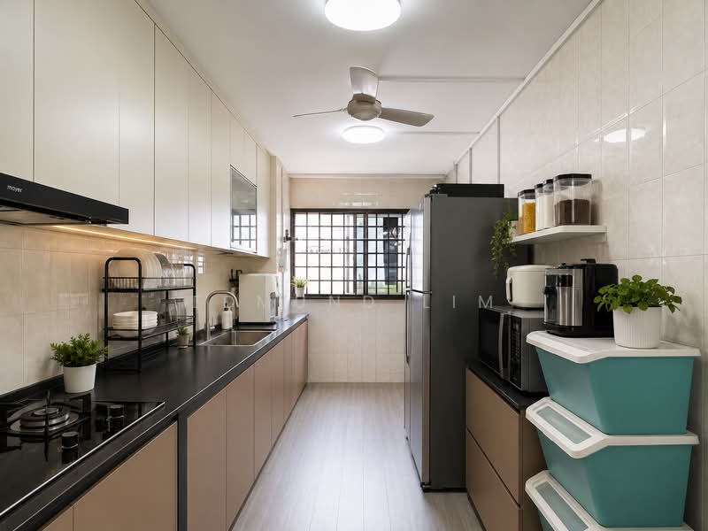 272 Yishun Street 22, 272 Yishun Street 22, 3 Bedrooms, 904 sqft, HDB Flat For Sale, by Edmund Lim, 500213641 - Kitchen - PropertyGuru.com.sg