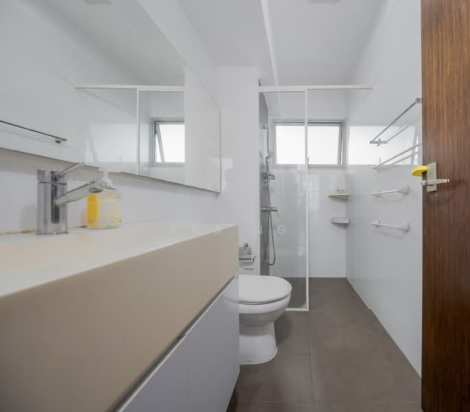 273A Bishan Street 24, 273A Bishan Street 24, 3 Bedrooms, 1,291 sqft, HDB Flat For Sale, by Ana Ng, 500213644 - Bathroom - PropertyGuru.com.sg