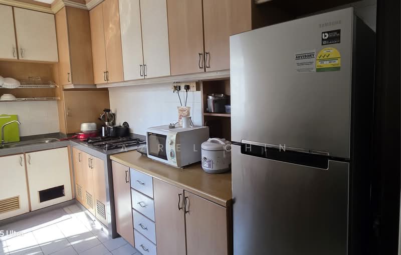 58 Strathmore Avenue, 58 Strathmore Avenue, 4 Bedrooms, 1,184 sqft, HDB Flat For Sale, by Jazrel Chin, 500213659 - Kitchen - PropertyGuru.com.sg