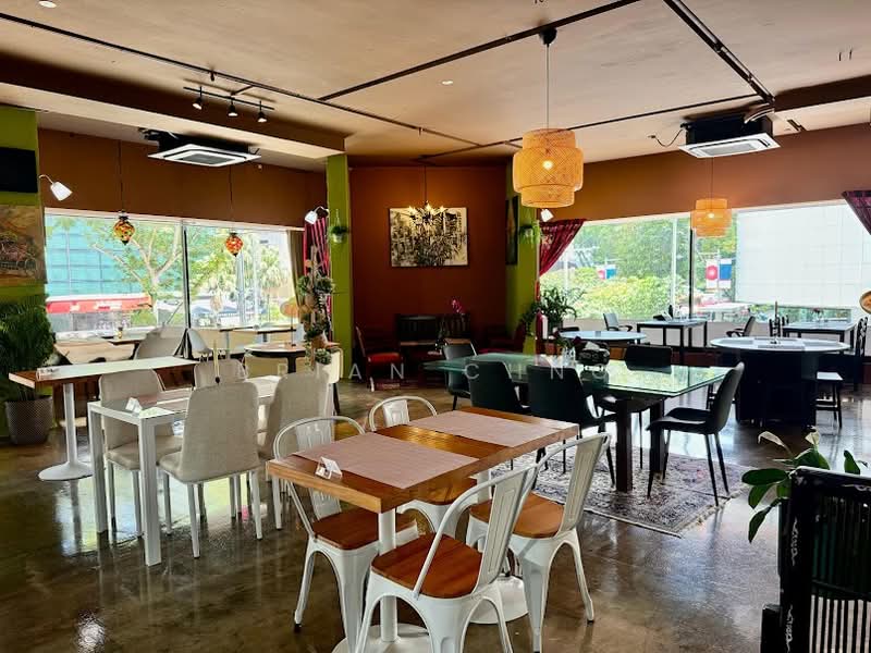 Orchard Road, , 2,325 sqft, Food & Beverage For Rent, by Brian Chng, 500213666 - Dining Room - CommercialGuru.com.sg