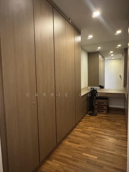 The Arcadia (Arcadia Gardens), 235 Arcadia Road, 4 Bedrooms, 3,810 sqft, Condominium For Rent, by Carrie Guo, 500213685 - Walk in wardrobe - PropertyGuru.com.sg