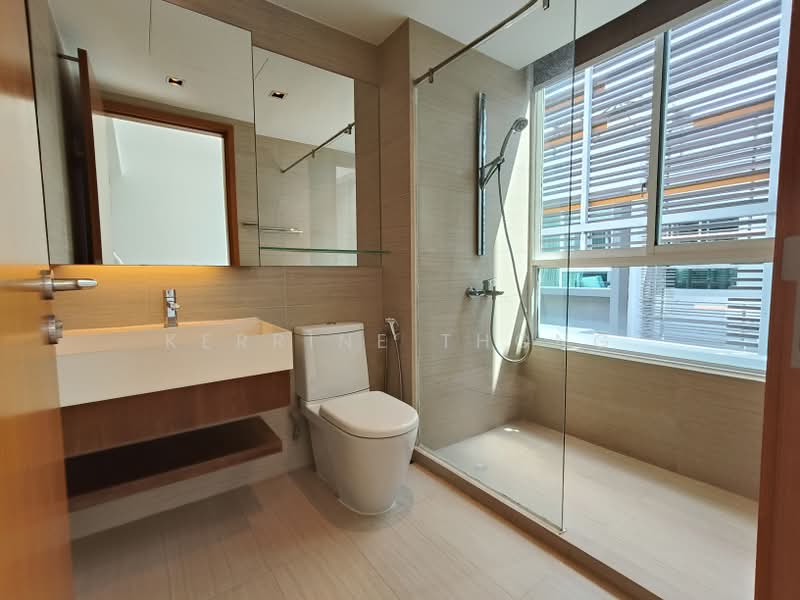 Cluster Landed at District 28, , 4 Bedrooms, 3,165 sqft, Cluster House For Sale, by Kerrine Thong, 500213692 - Bathroom - PropertyGuru.com.sg