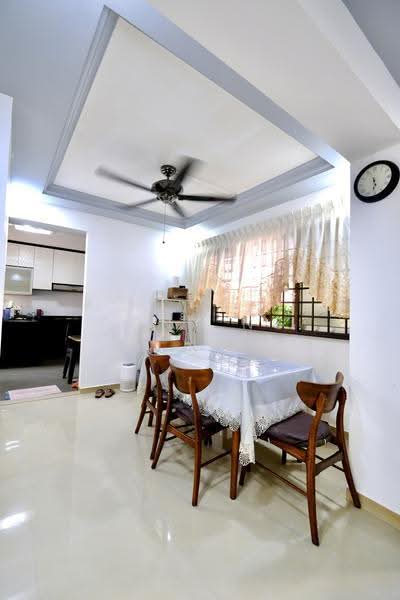227 Choa Chu Kang Central, 227 Choa Chu Kang Central, Dairy Farm / Bukit Panjang / Choa Chu Kang, 3 Bedrooms, 1,130 sqft, HDB Flat For Sale, by Rony Ng, 500213694 - Dining Room - PropertyGuru.com.sg