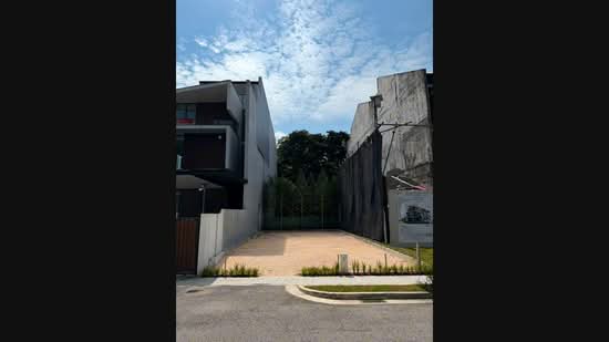 Freehold Landed in District 15, , 3 Bedrooms, 2,000 sqft, Terraced House For Sale, by Adrian Chay, 500213695 - PropertyGuru.com.sg