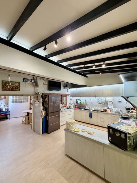 Freehold Landed in District 15, , 3 Bedrooms, 2,000 sqft, Terraced House For Sale, by Adrian Chay, 500213695 - PropertyGuru.com.sg