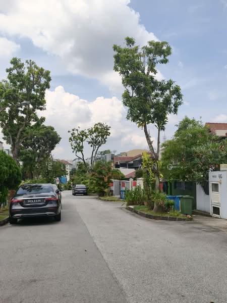 Hillview Garden Estate, 55 Jalan Dermawan, 4 Bedrooms, 2,500 sqft, Terraced House For Sale, by Elva Liang, 500213701 - Exterior - PropertyGuru.com.sg