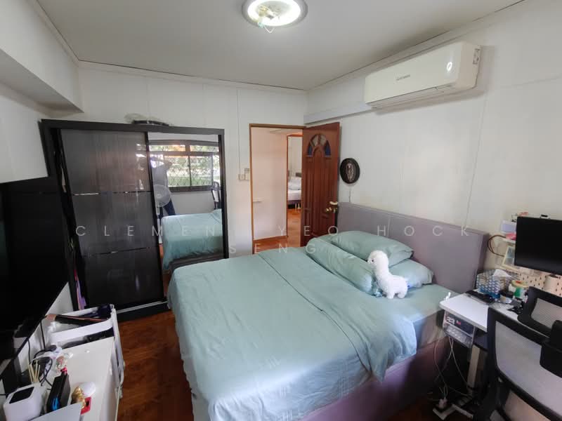 471 Choa Chu Kang Avenue 3, 471 Choa Chu Kang Avenue 3, 3 Bedrooms, 1,302 sqft, HDB Flat For Sale, by Clement Yeo Hock Seng, 500213704 - Bedroom - PropertyGuru.com.sg
