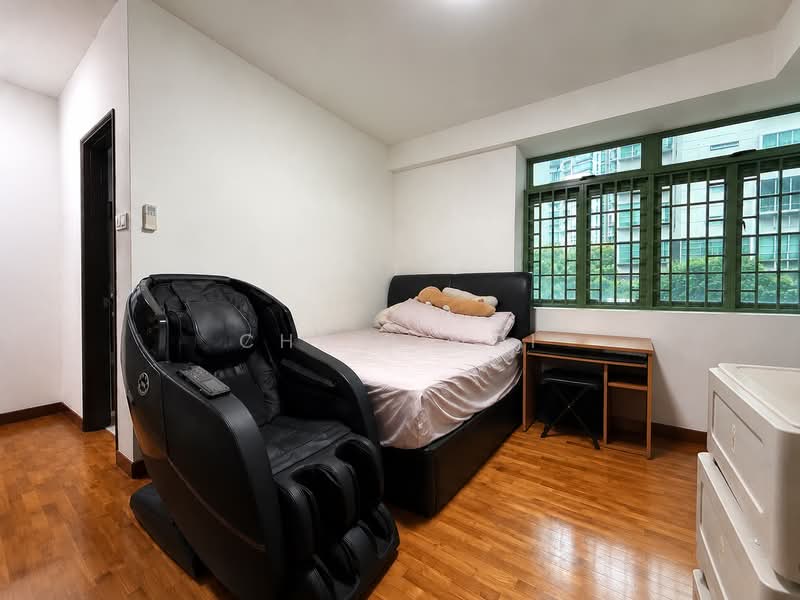 Windermere, 20 Choa Chu Kang Street 64, 3 Bedrooms, 1,453 sqft, Condominium For Sale, by Chris Ooi, 500213710 - Bedroom - PropertyGuru.com.sg