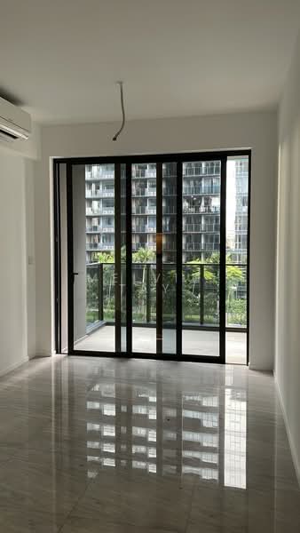 Parc Esta, 904 Sims Avenue, 3 Bedrooms, 840 sqft, Condominium For Rent, by Melvin Tay, 500213717 - Balcony - PropertyGuru.com.sg